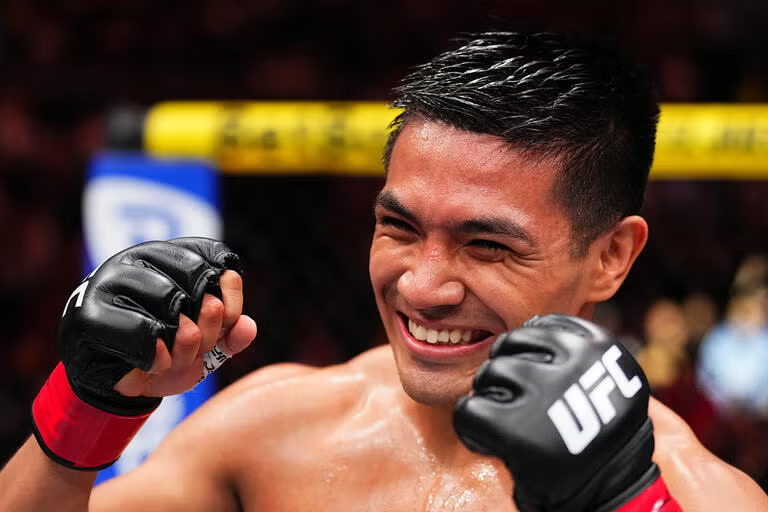 Дэвид Мартинес