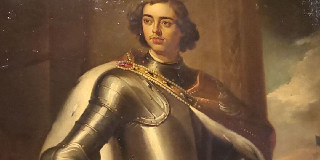 310 лет назад Петр I издал указ, запрещавший жителям столицы подбивать сапоги и башмаки скобами и гвоздями