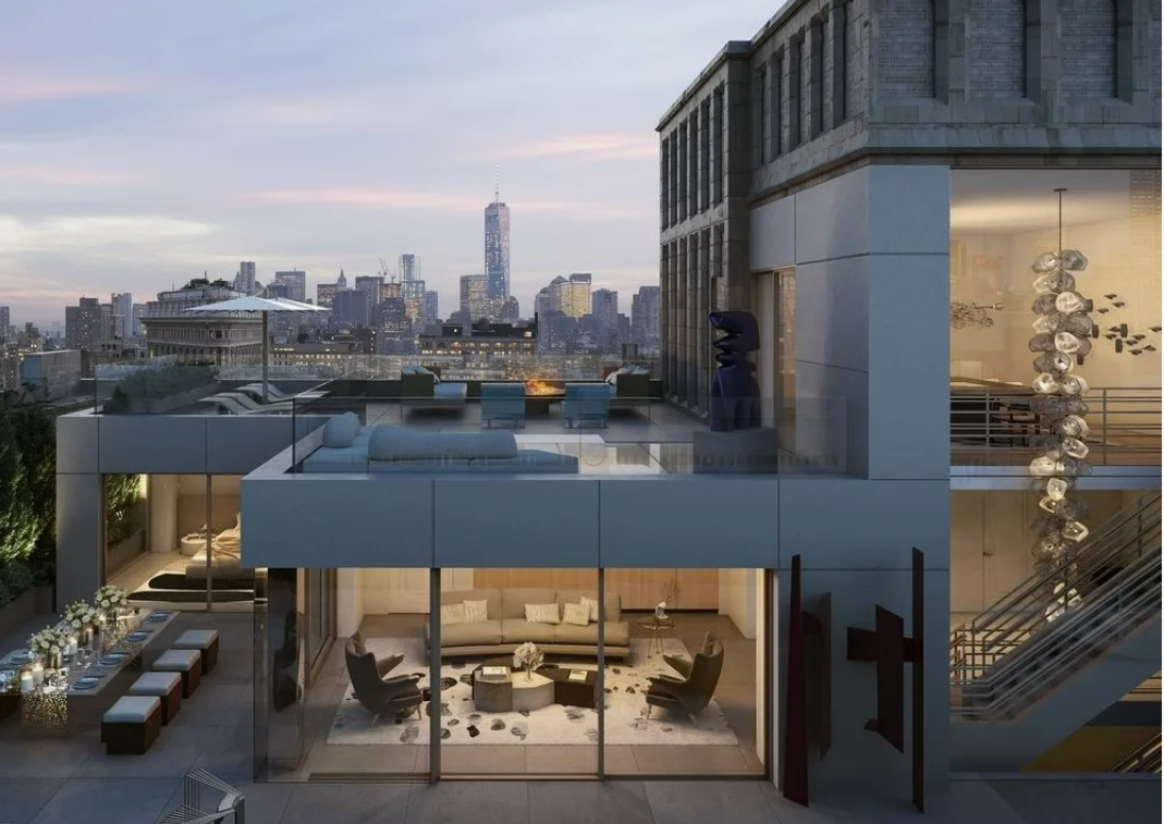 Пентхаус в здании Crown Building