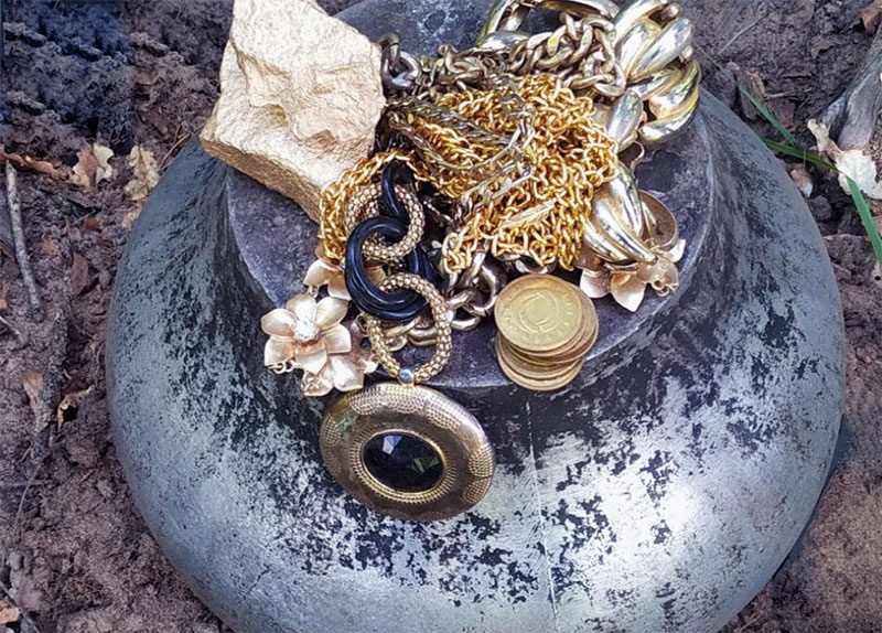 Горшок с кладом. Каждая эпоха оставляла свои тайные сокровища.