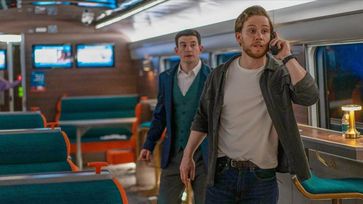 кадр из сериала "Ночной экспресс"