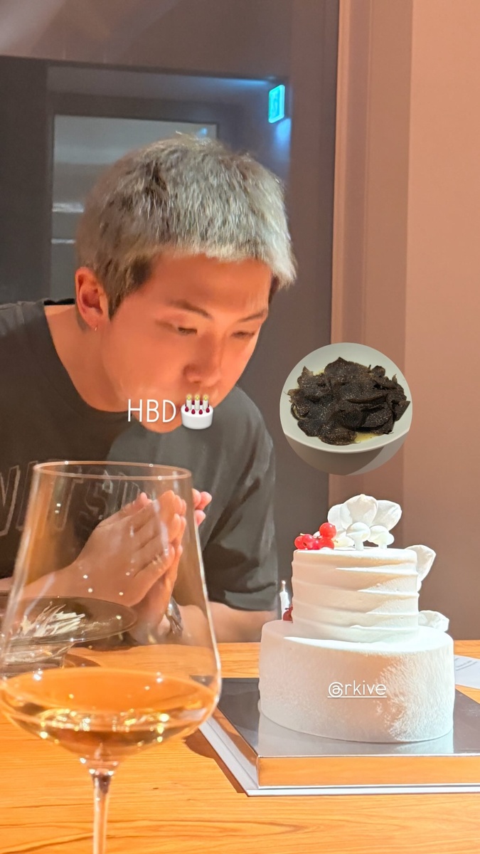 фото из инсты Тэхёна