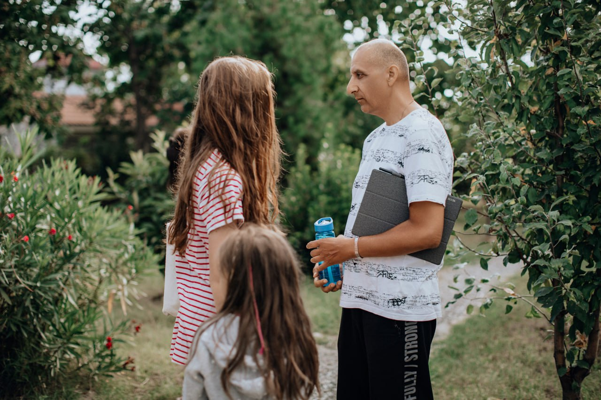 Паата Амонашвили с детьми