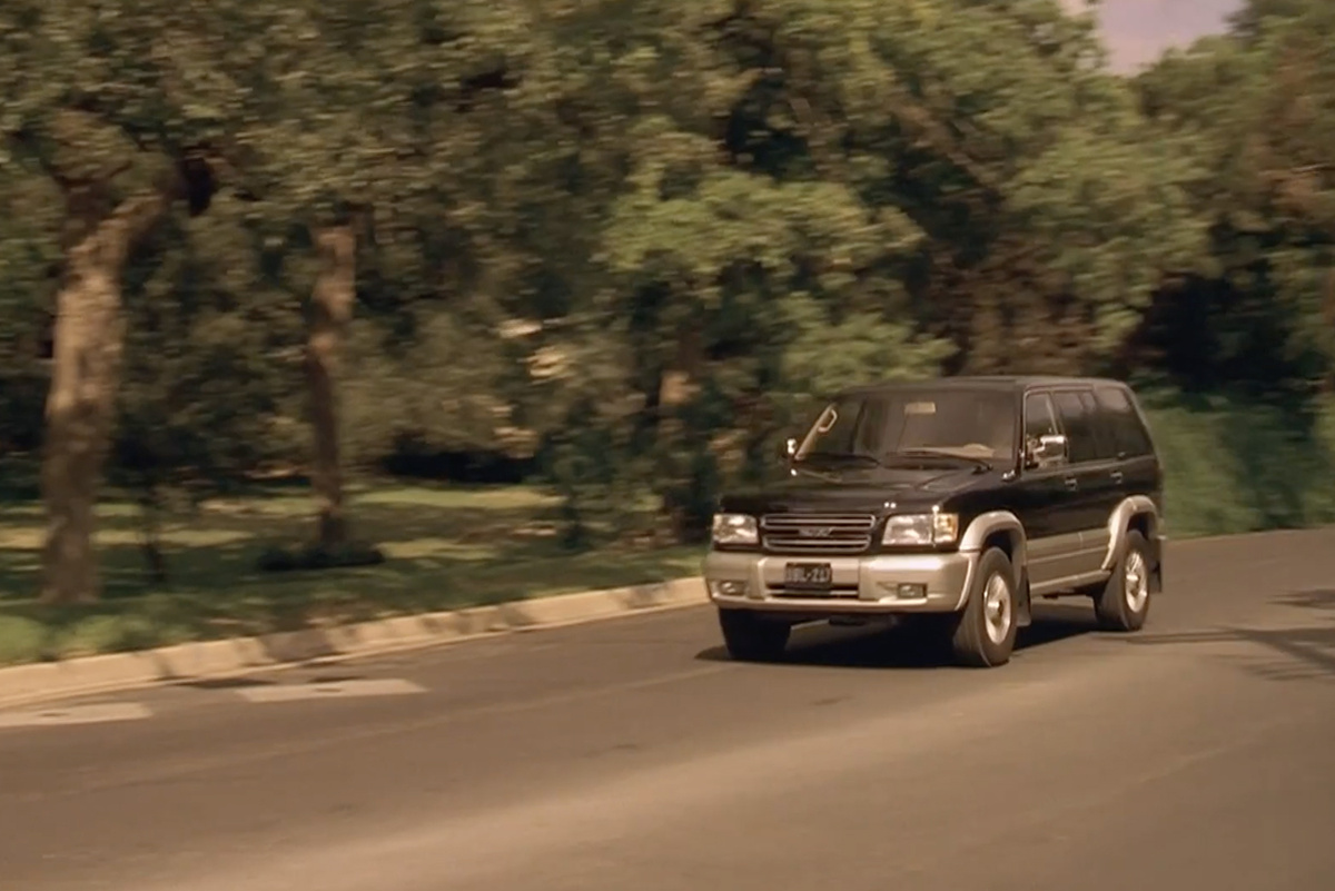 [Кадр из фильма «Дети шпионов»]