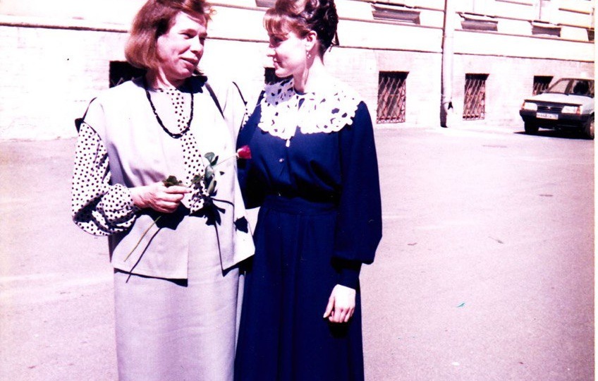 "Даже спустя четверть века можно долго с теплом вспоминать своих любимых преподавателей":