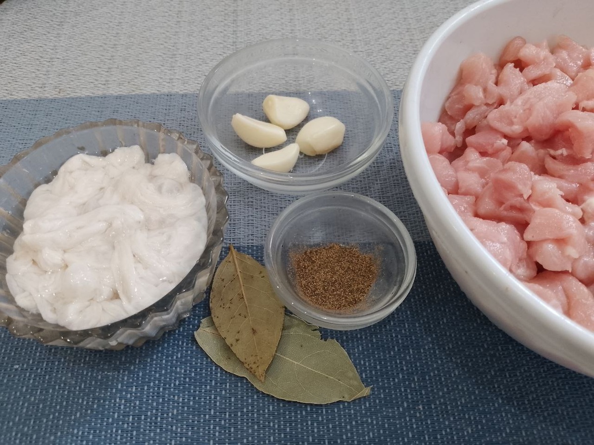 Ингредиенты для приготовления домашней колбасы