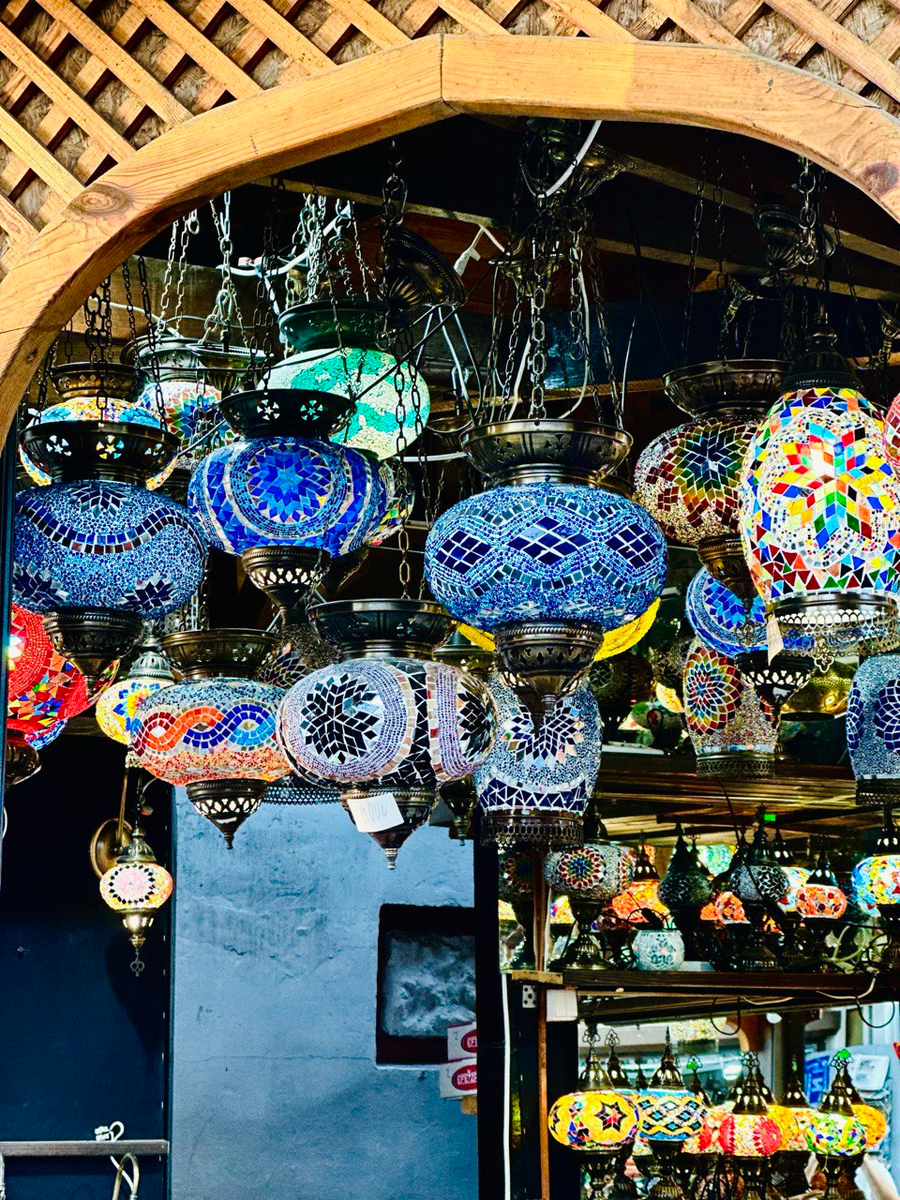 Рынок на ул. Караимская в Евпатории. Фото автора