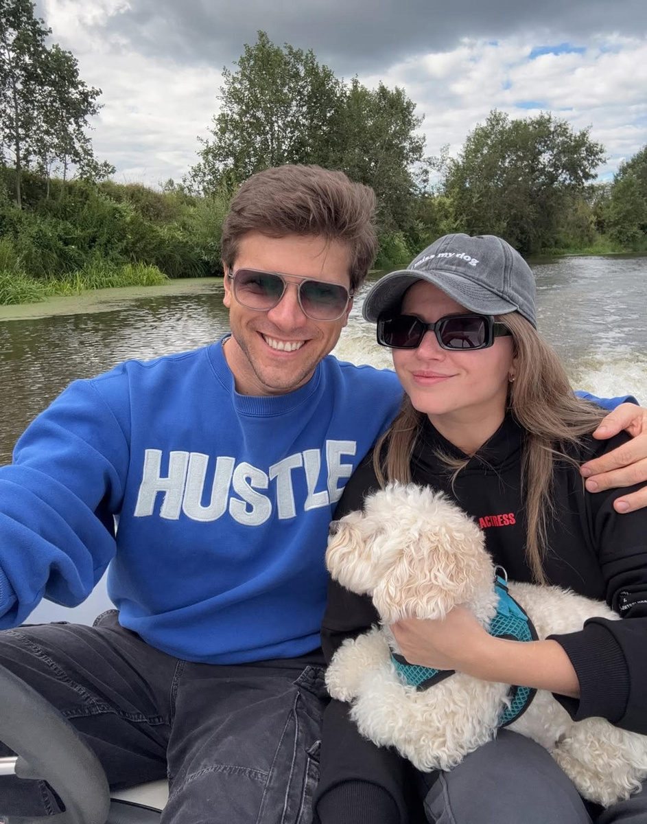    Юлия Топольницкая и Игорь Чехов. Фото: @juliatopolnitskaya