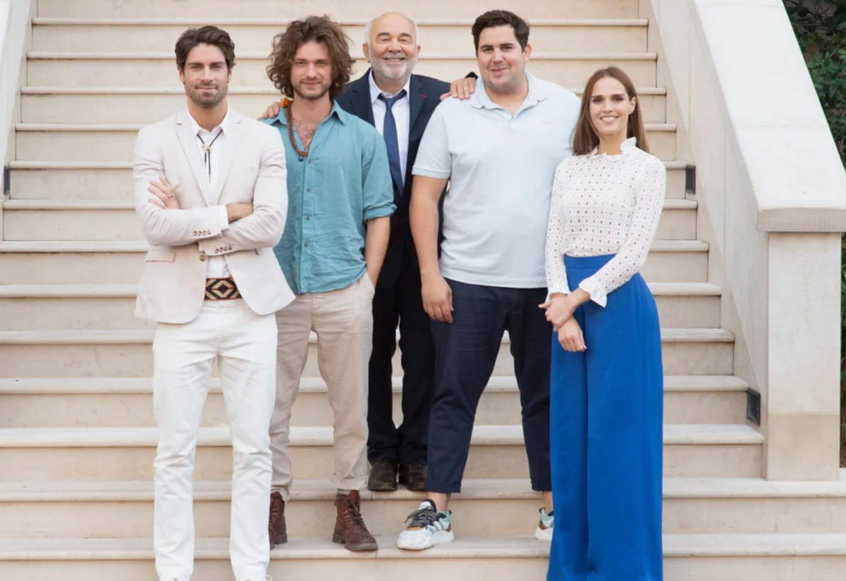 Мажоры на мели, фильм 2021 г