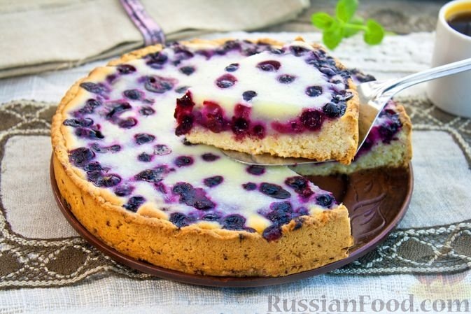 Аромат детства: изумительный ягодный пирог на песочном тесте - на сметанной заливке