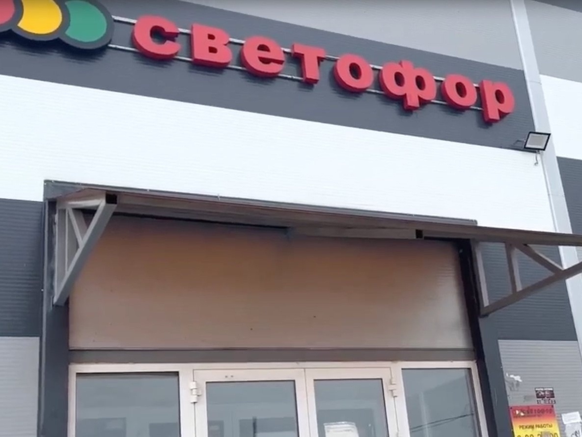    Купил печень трески в Светофоре и обомлел - вот что увидел внутри: рассказываю без прикрас