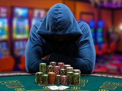    В России запустят горячую линию для помощи зависимым от ставок и азартных игр