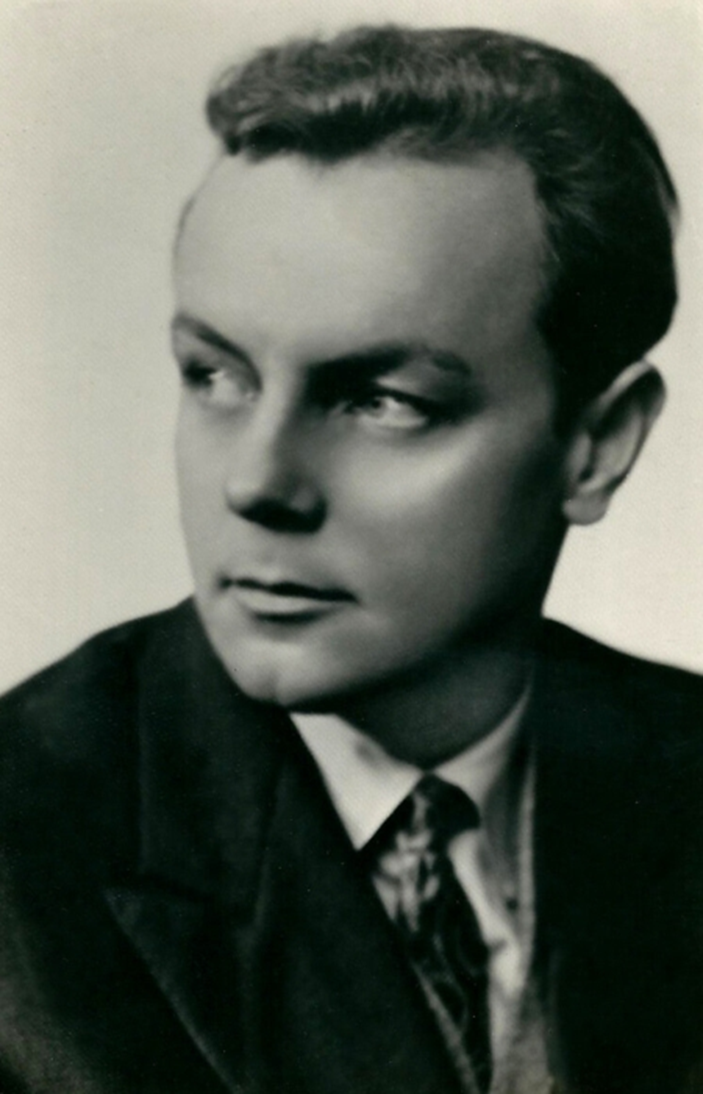 Кирилл Лавров. Фото из открытых источников