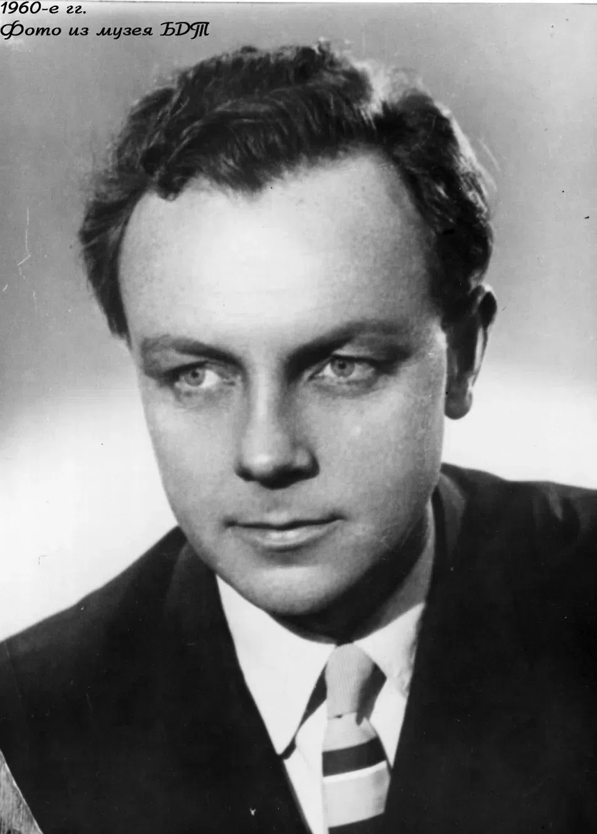 Кирилл Лавров. Фото из открытых источников