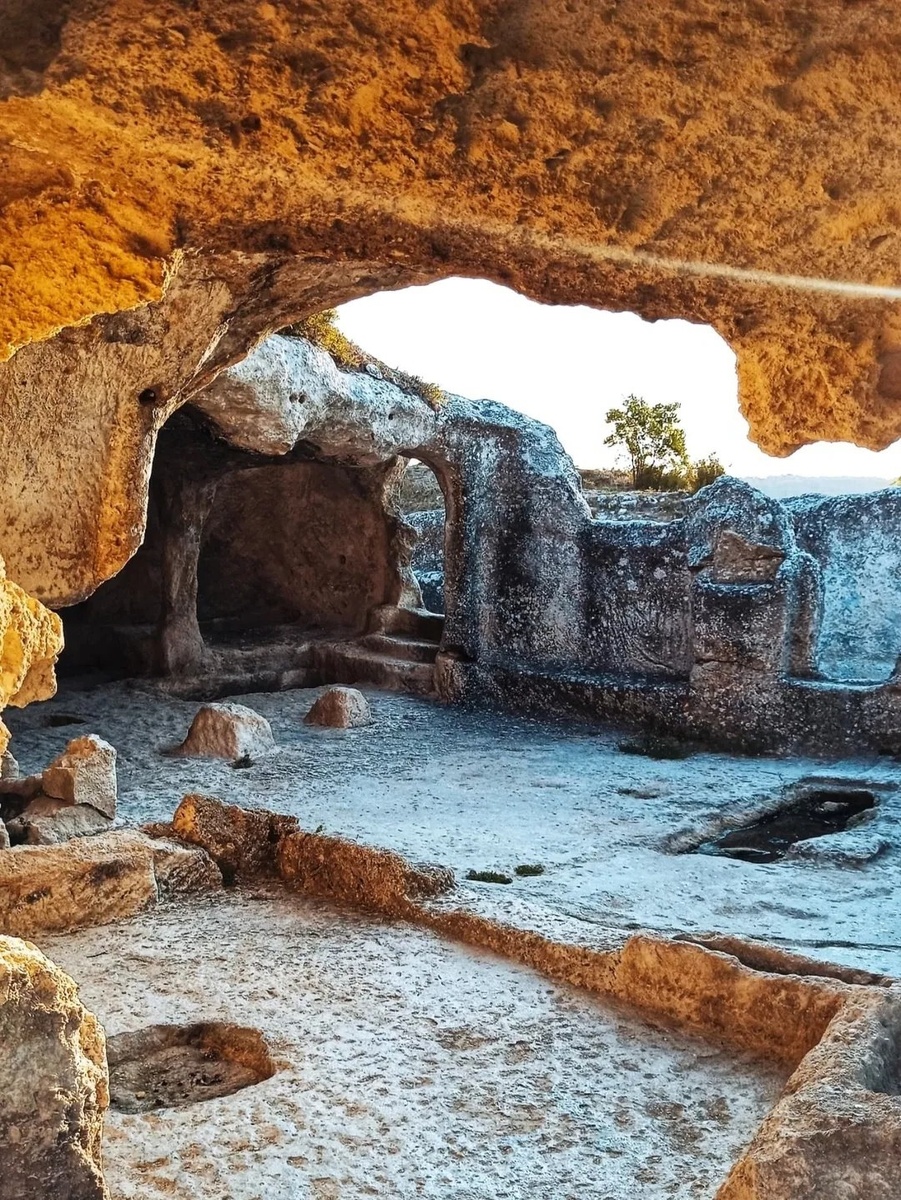 пещерный город