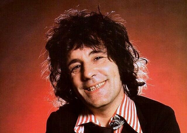 Алекс Харви (англ. Alex Harvey: 5 февраля 1935 года — 4 февраля 1982 года) — шотландский рок-музыкант, автор песен и вокалист