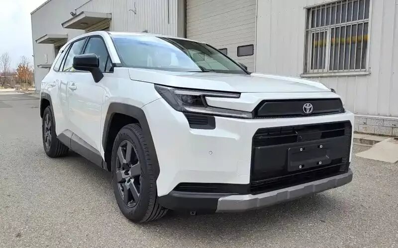    Toyota RAV4