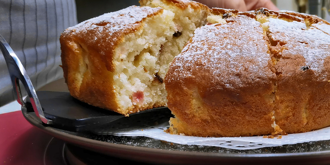 Вы будете в восторге от этой выпечки. Стаканчиковый пирог без весов, которому нет равных по пышности, простоте и вкусу