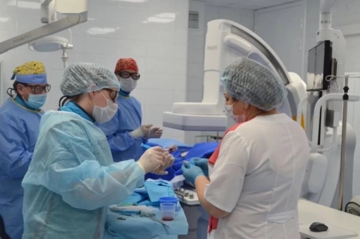    Свердловские медики дефицитных специальностей получат новые выплаты