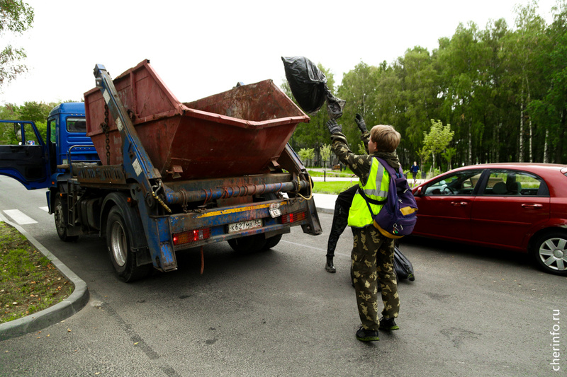    Всероссийский экологический субботник прошел 12 сентября на Соборной набережной.