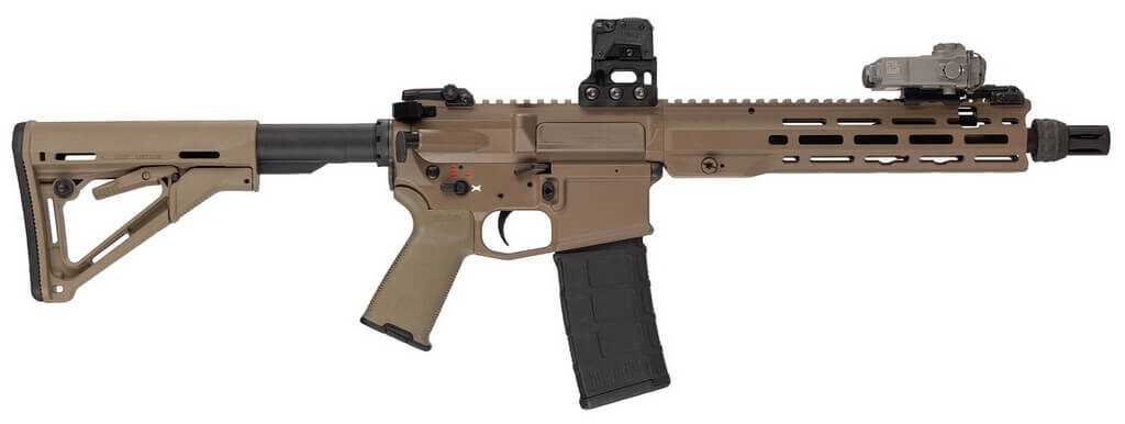 5,56-мм автомат SAKO ARG 40 GP с коротким ходом поршня газового двигателя принят на вооружение шведской армии под наименованием AK-24