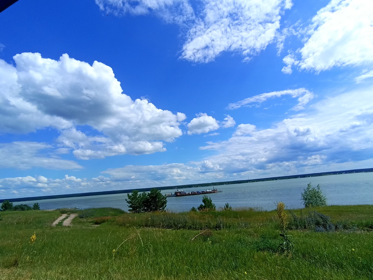 Это чуть дальше, у паромной переправы в Спирино