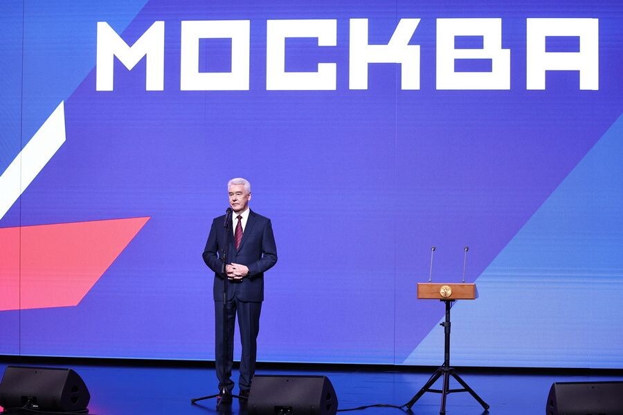    Мэр Москвы Сергей Собянин в День города Москвы в зале «Зарядье» / Источник: © Михаил Терещенко/ТАСС