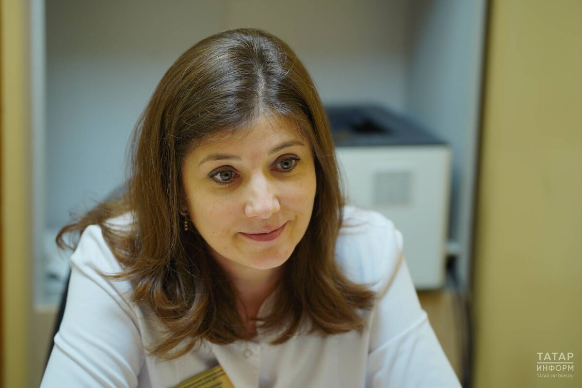 Ольга Егорова: «Экзема – незаразное заболевание. Оно не передается через рукопожатие или поцелуй»Фото: © Владимир Васильев / «Татар-информ»