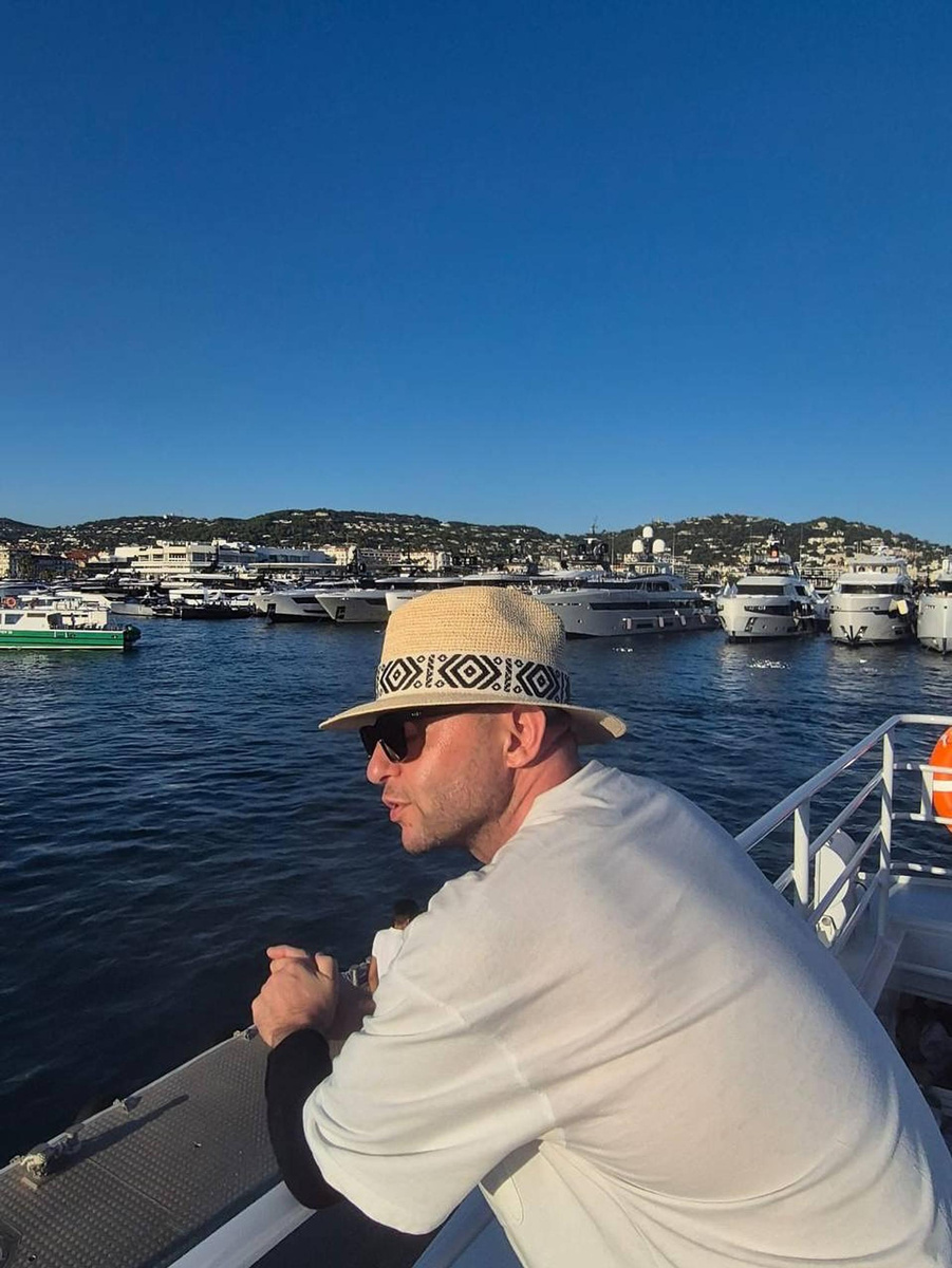    Рома Зверь. Фото: Инстаграм (запрещён в РФ) @zveri_official