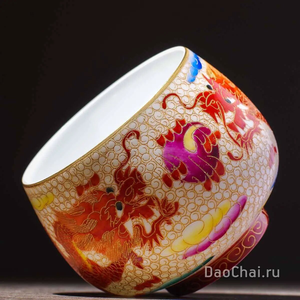 Сюжет "Драконы играют с жемчужиной" в технике филигранный фаланцай