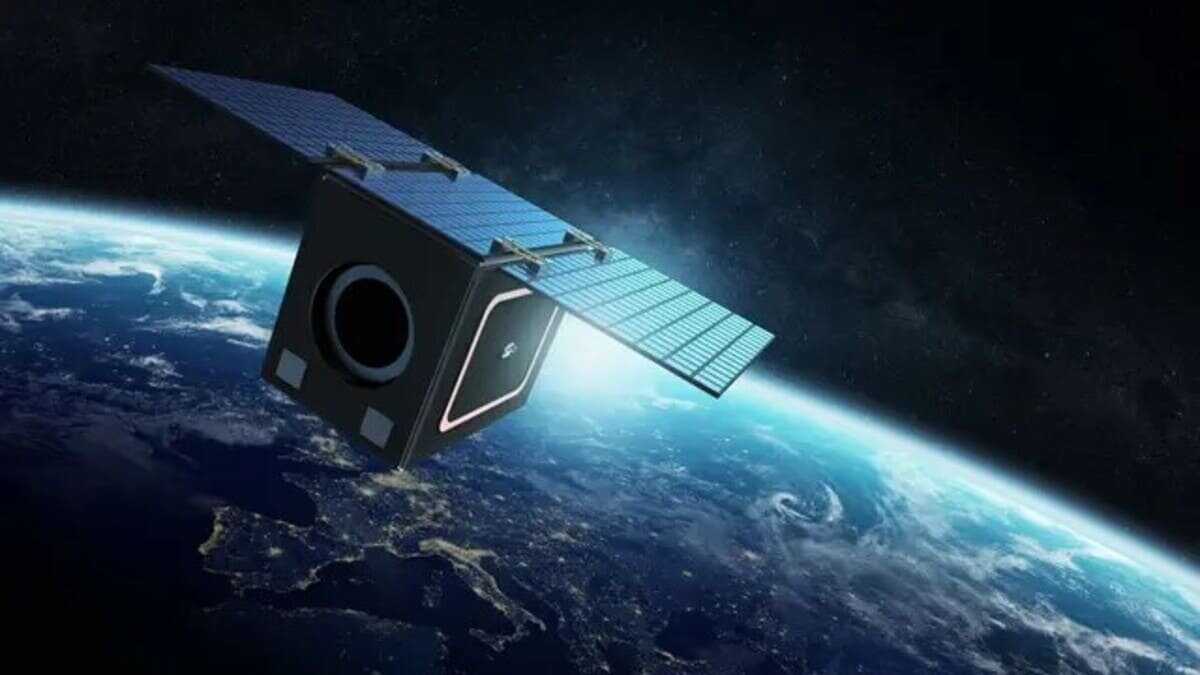    Аппарат Millennium, оснащенный солнечными панелями Spectrolab / © Boeing