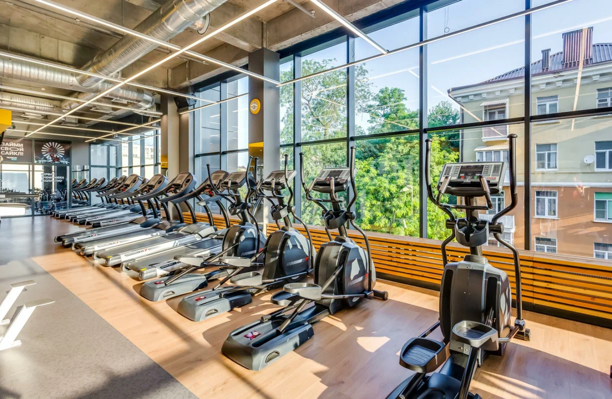фитнес-клуб