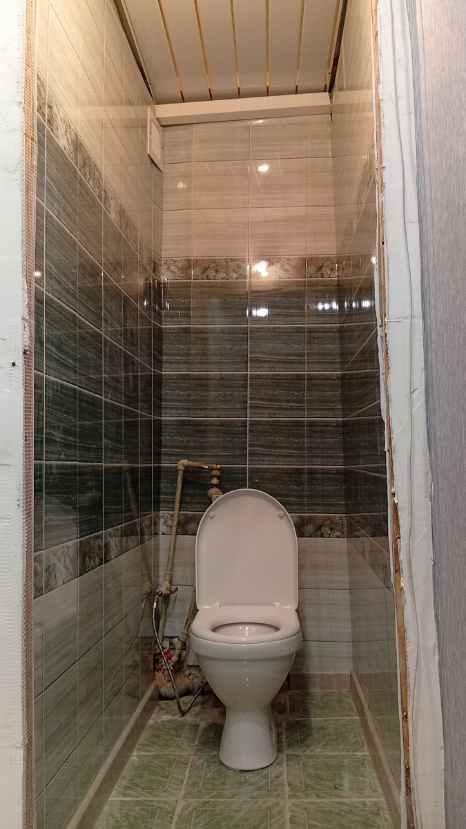 Вот эта уродская " сопля " с вечно протекающим счётчиком ( фото автора )