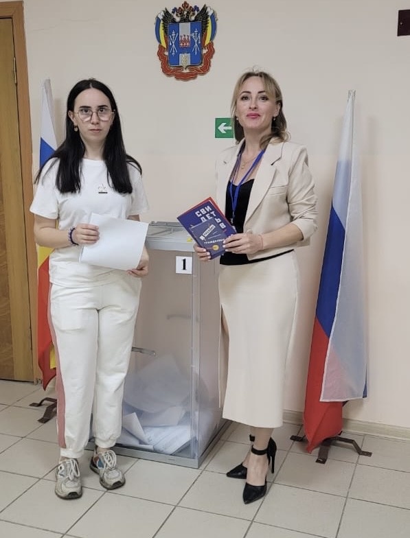    На фото: Избирательный участок № 408 ДШИ Веселовские вести