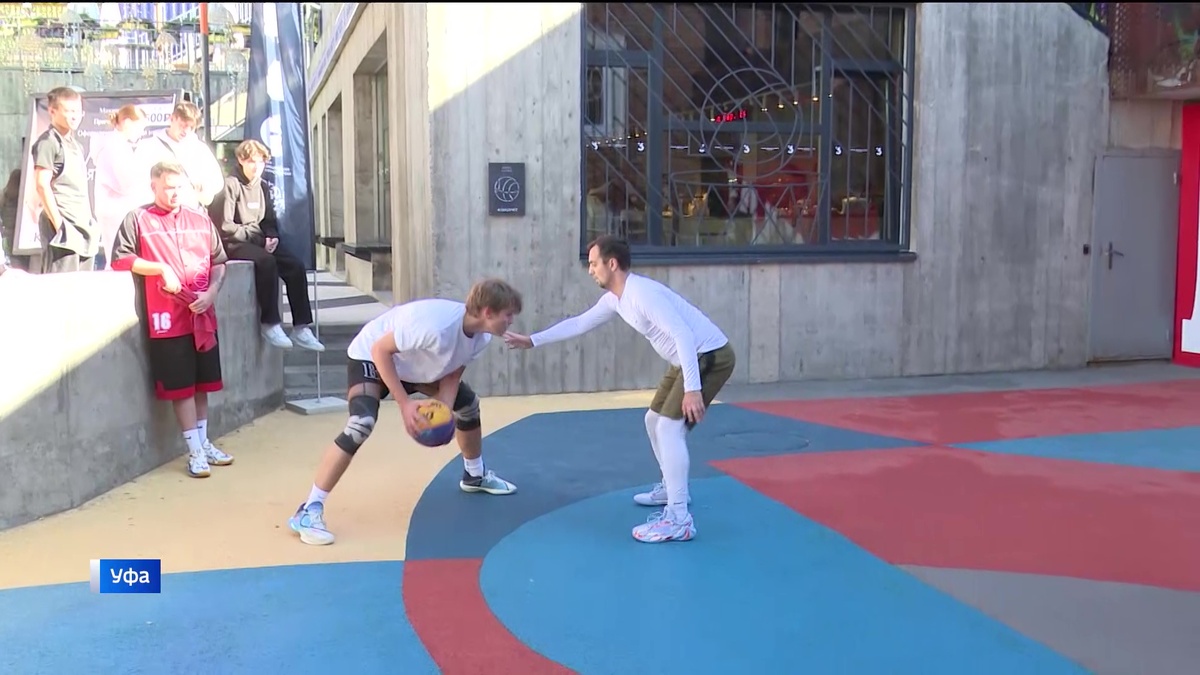    Баскетбольный клуб "Динамо" провел в Уфе фестиваль уличного спорта "Urambairam"