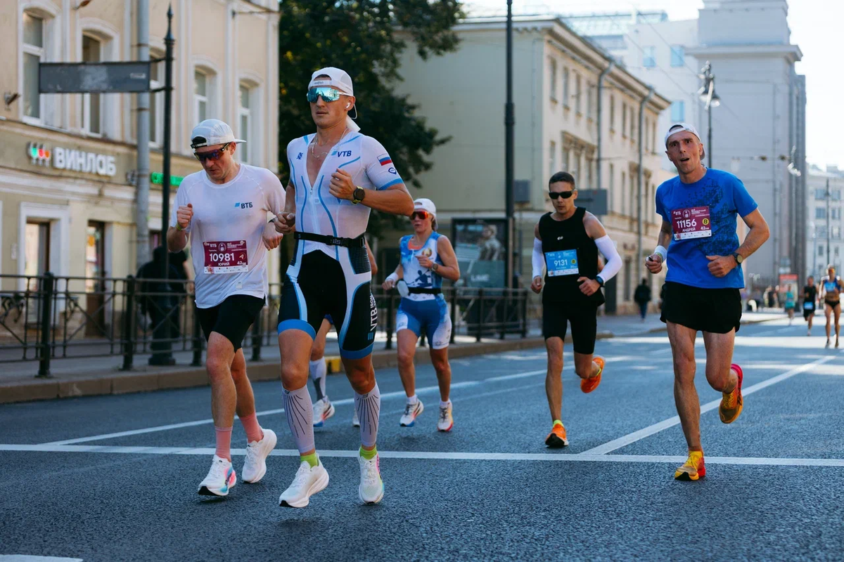 в районе 20км я мог ещё видеть фотографов и корчить рожи