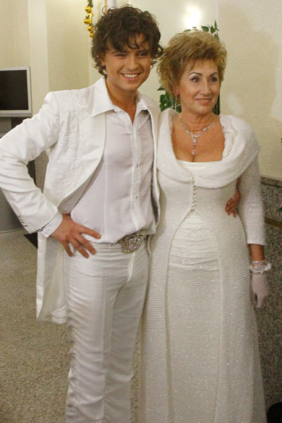 Свадебное фото супругов. Источник изображения: сайт starhit.ru