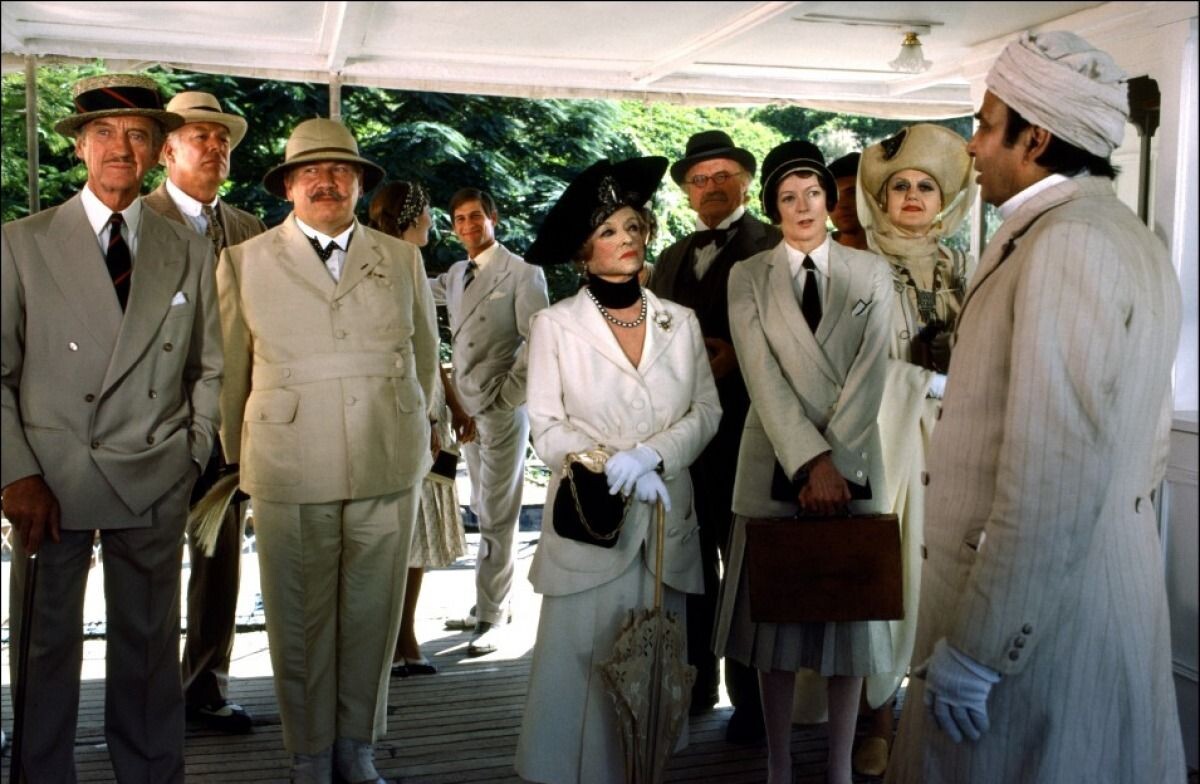     "Чтобы преуспеть в жизни, нужно заранее все тщательно подготовить."