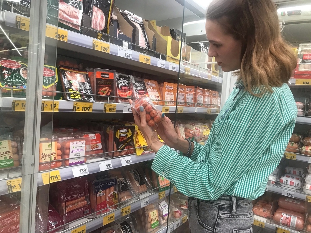    Работник колбасного завода рассказал, как выбрать хорошую вареную колбасу в магазине