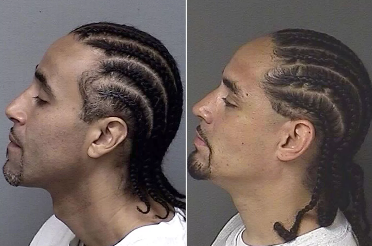 Ричард Джонс слева на фото