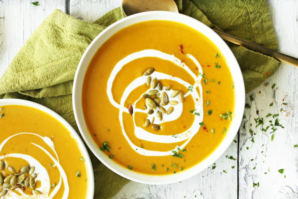    Этот тыквенный суп-пюре с кокосовым молоком взорвал мой блог