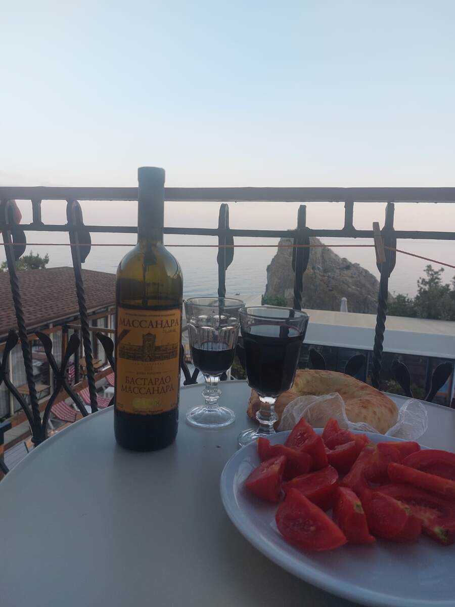 Фото от читателя Сани Мылова, из Крыма. 2025 год, лето