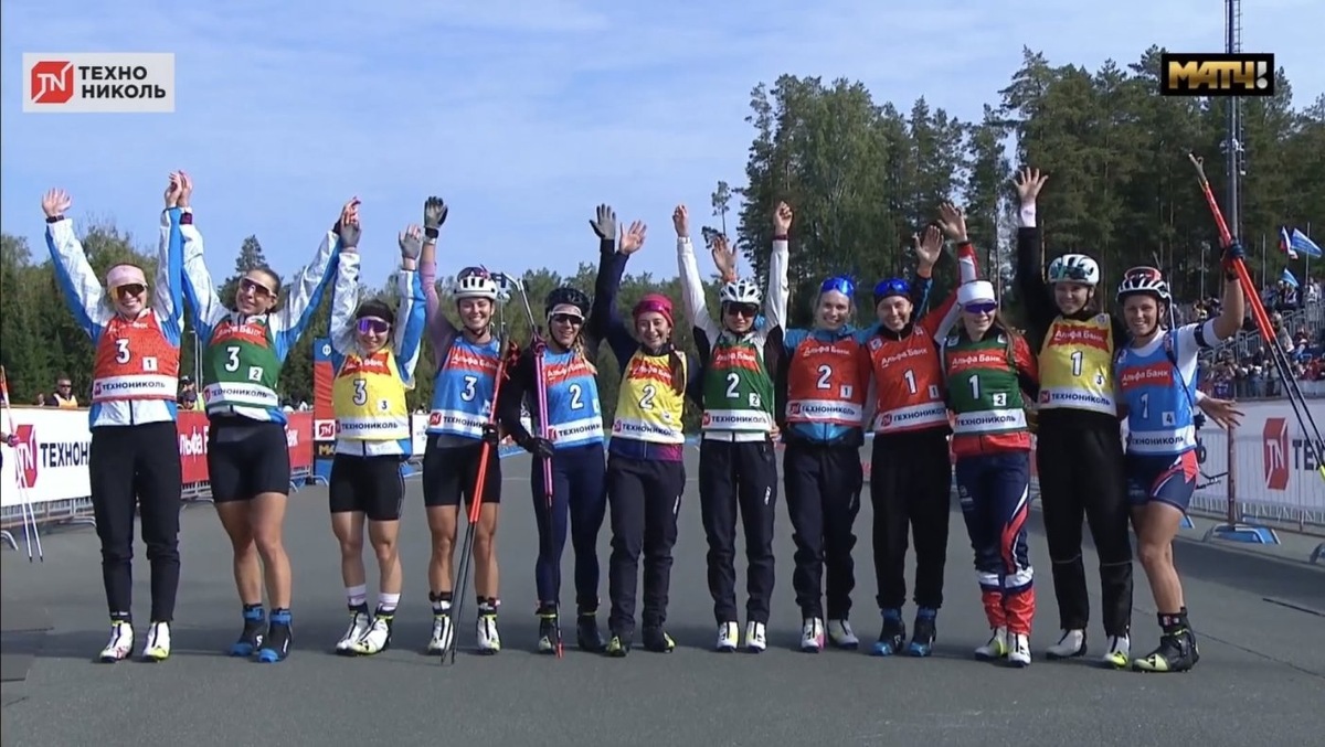    Югорчанки завоевали серебряную медаль в эстафете на летнем чемпионате России по биатлону