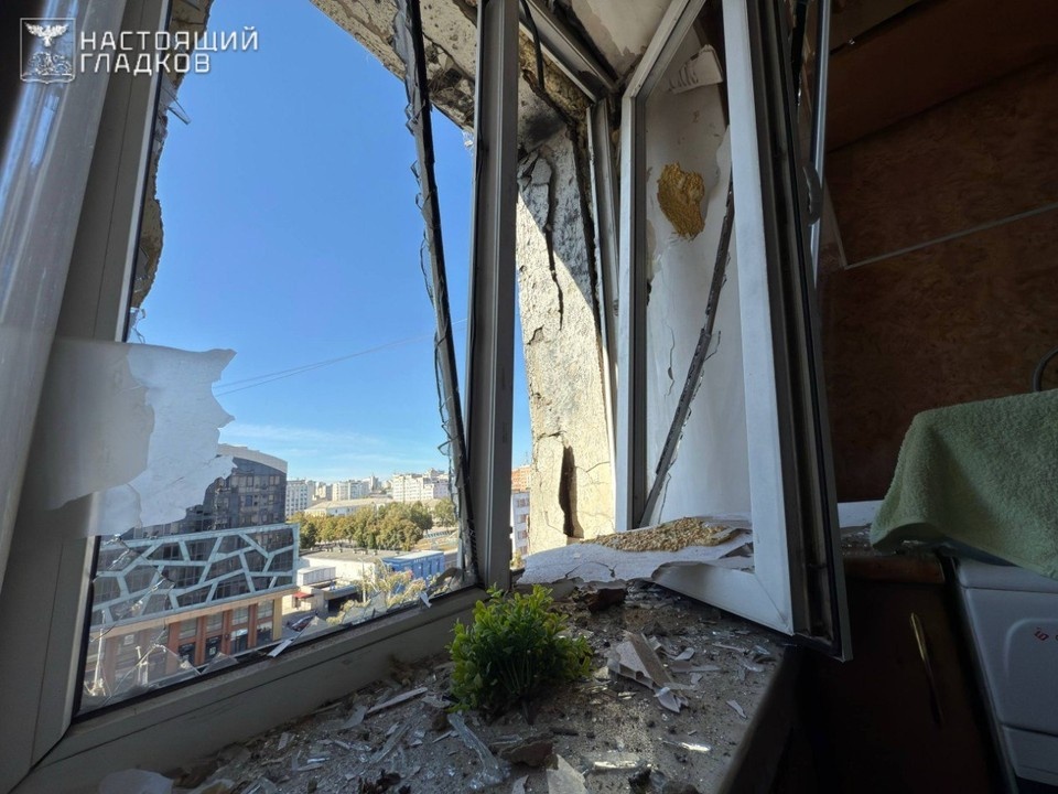    Повреждены жилые дома, соцобъекты и транспорт телеграм-канал Вячеслава Гладкова