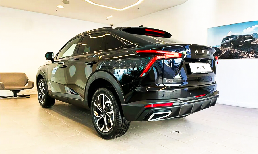 Не успел выехать с салона,а уже первая неприятность: купил новый Haval F7x 2025 и нашел первый серьезный минус. Владелец подробно рассказал