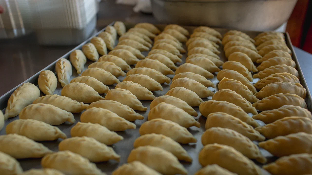 Пирожки. Гжельское подворье