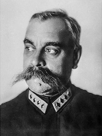 Сергей Сергеевич Каменев.