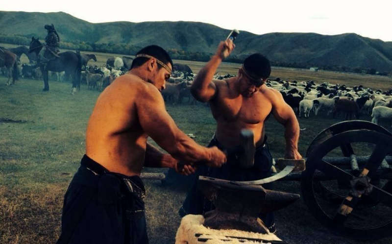 Кочевые кузнецы. Современная реконструкция.
