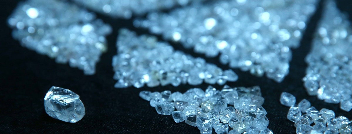    Образцы алмазов, добытых в Якутии. Автор фото: Александр Рюмин / ТАСС