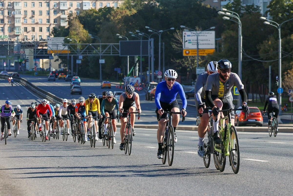    Массовая велогонка "Москва" собрала более 1,5 тыс. спортсменов-любителей